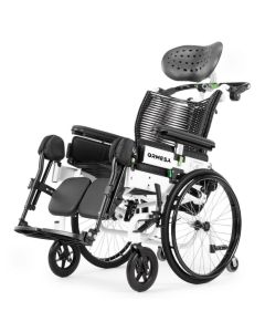 Wózek inwalidzki specjalistyczny multipozycyjny Juditta B60 - do wewnątrz i na zewnątrz