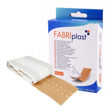 Plaster tkaninowy z opatrunkiem FABRIplast