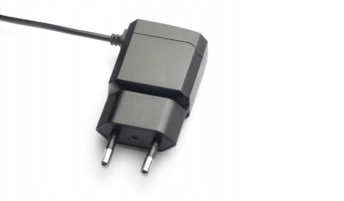 Automatyczny ciśnieniomierz elektroniczny LD – model ekonomiczny.