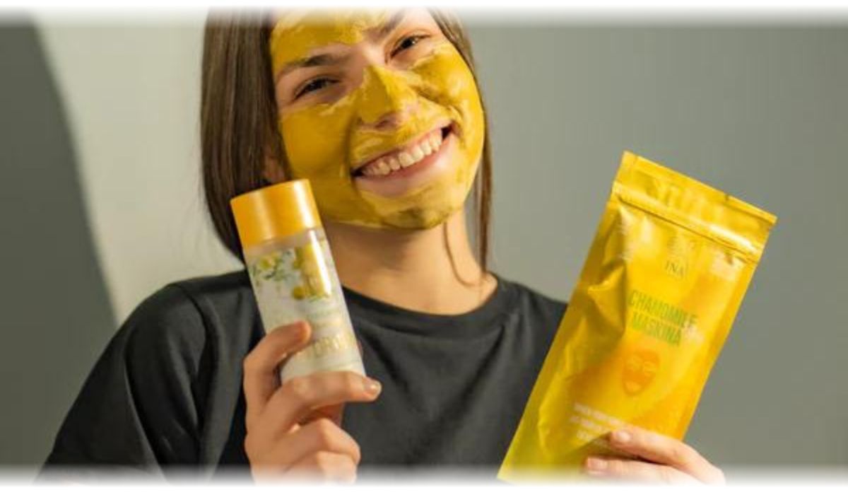 InaEssentials Maksa na twarz - Rumiankowa - do skóry wrażliwej i podrażnionej