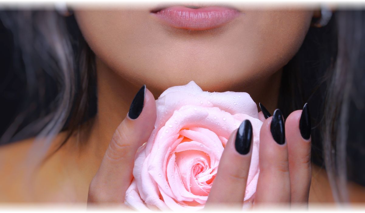 Mokosh - Aktywny peeling do twarzy - Róża z jagodą